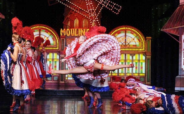 Show no Moulin Rouge em Paris Show no Moulin Rouge em Paris