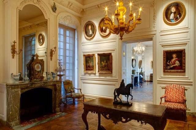 Museu Carnavalet em Paris - interior Museu Carnavalet em Paris - interior