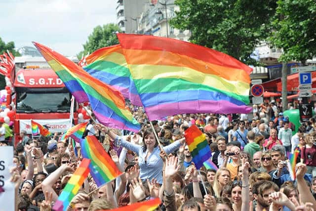 Parada Gay em Paris Parada Gay em Paris