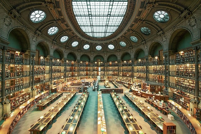 Biblioteca em Paris Biblioteca em Paris