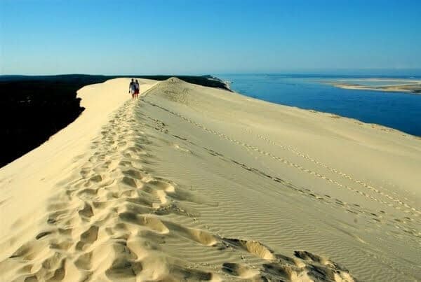 Caminhada nas Dunes de Pilat na França Caminhada nas Dunes de Pilat na França
