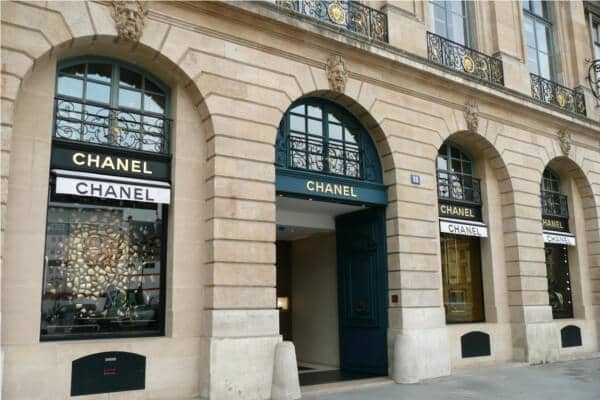 Loja Chanel na Champs-Élysées Loja Chanel na Champs-Élysées