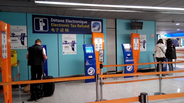 Detaxe eletrônico em Paris Detaxe eletrônico em Paris